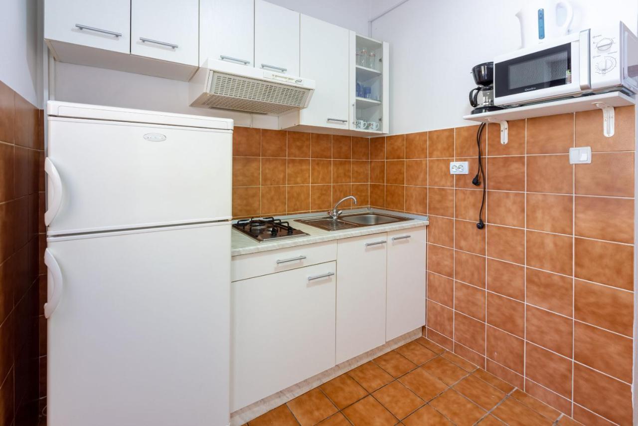 Apartments Lilin 茨里克韦尼察 外观 照片