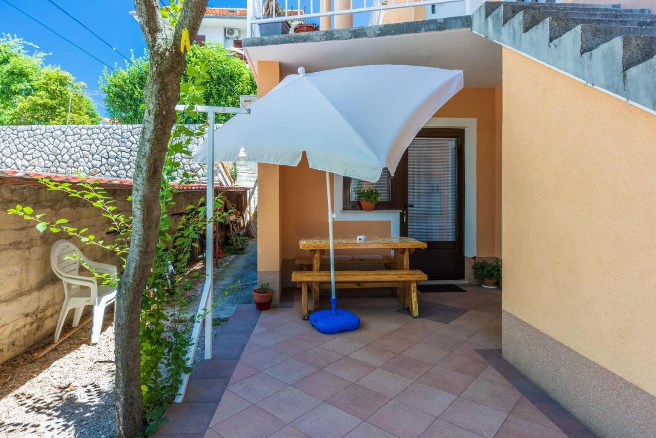 Apartments Lilin 茨里克韦尼察 外观 照片