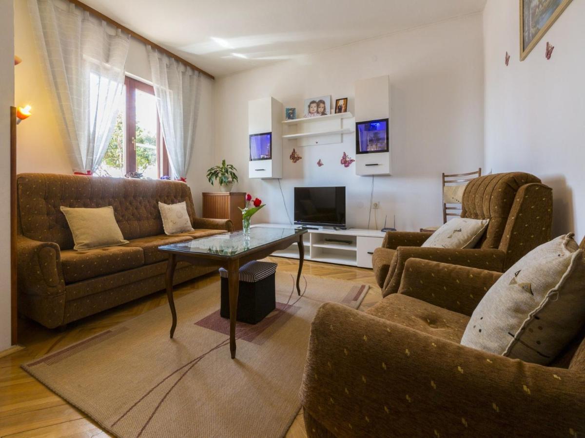 Apartments Lilin 茨里克韦尼察 外观 照片